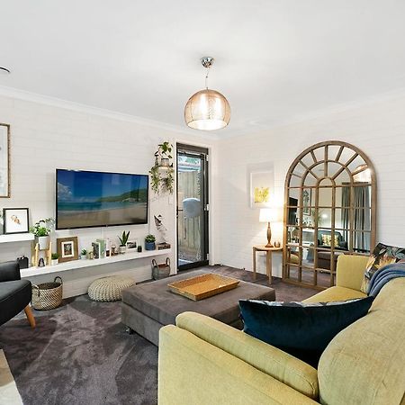 The Snug Premium 1Br Self Contained Apartment Free Netflix Korumburra Eksteriør bilde